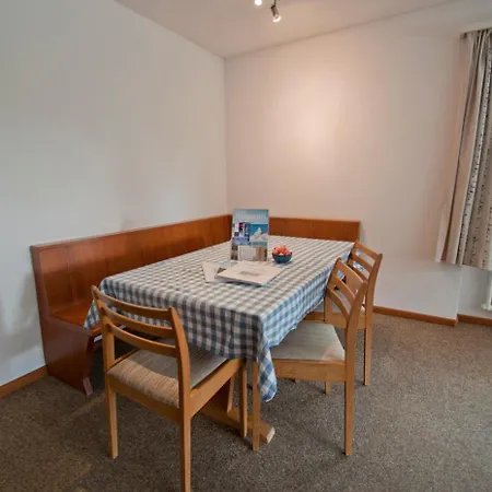 Haus Matten, Birch Daire *